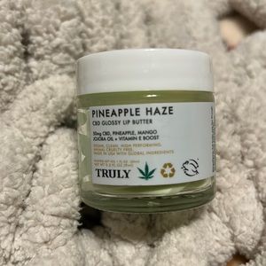 🆕TRULY 🍍pineapple haze cb* glossy lip butter